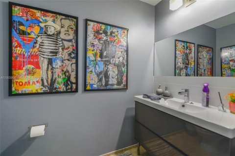 Снять в аренду кондоминиум в Майами, Флорида 1 спальня, 72.84м2, № 1997018 - фото 9