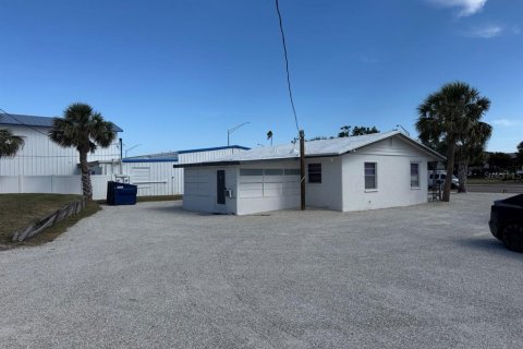 Commercial property in Venice, Florida 247.86 sq.m. № 1603173 - photo 5