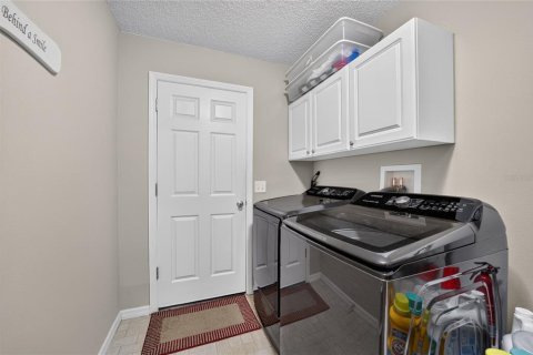 Casa en venta en The Villages, Florida, 3 dormitorios, 129.32 m2 № 2236022 - foto 29