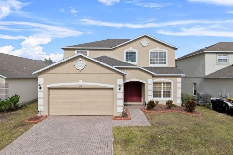 Casa en venta en Davenport, Florida, 5 dormitorios, 227.7 m2 № 1525486 - foto 1