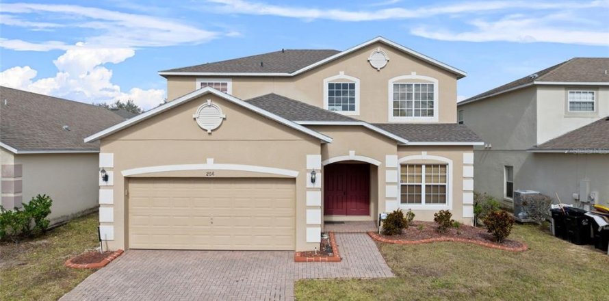 Casa en Davenport, Florida 5 dormitorios, 227.7 m2 № 1525486