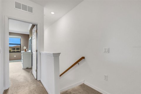 Townhouse in Venice, Florida 3 bedrooms, 181.07 sq.m. № 2315018 - photo 24