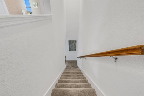 Townhouse in Venice, Florida 3 bedrooms, 181.07 sq.m. № 2315018 - photo 25