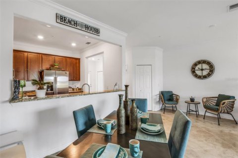 Townhouse in Venice, Florida 3 bedrooms, 181.07 sq.m. № 2315018 - photo 14