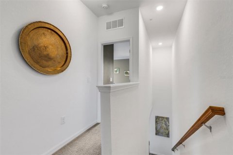 Townhouse in Venice, Florida 3 bedrooms, 181.07 sq.m. № 2315018 - photo 22