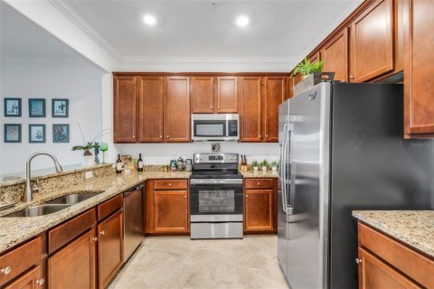 Townhouse in Venice, Florida 3 bedrooms, 181.07 sq.m. № 2315018 - photo 5