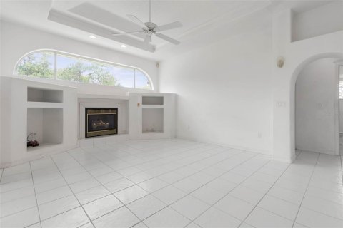 House in Palm Coast, Florida 3 bedrooms, 188.78 sq.m. № 1831790 - photo 26