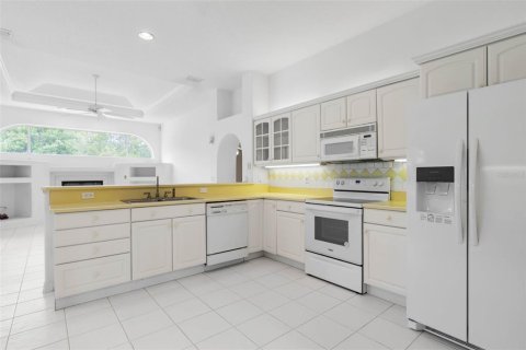 House in Palm Coast, Florida 3 bedrooms, 188.78 sq.m. № 1831790 - photo 10