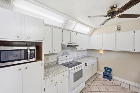 Casa en venta en St. Lucie, Florida, 3 dormitorios, 185.62 m2 № 2078305 - foto 19
