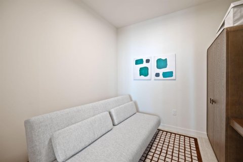 Condo in Miami, Florida, 2 bedrooms  № 2187274 - photo 13