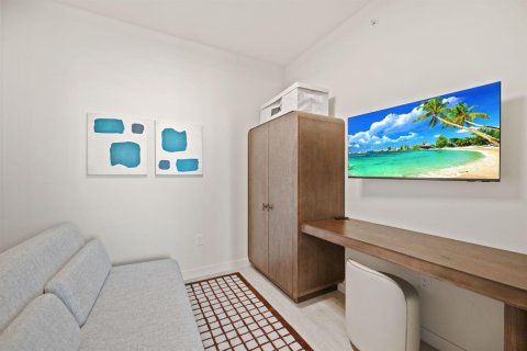 Condo in Miami, Florida, 2 bedrooms  № 2187274 - photo 12