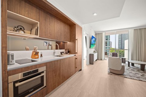 Condo in Miami, Florida, 2 bedrooms  № 2187274 - photo 8