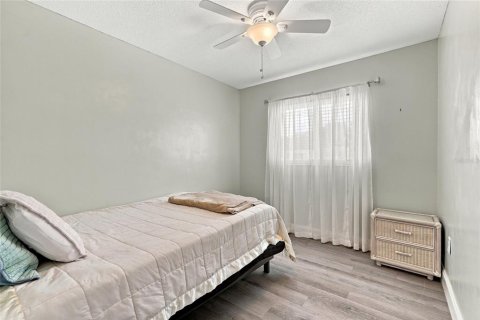 Villa ou maison à vendre à Seminole, Floride: 3 chambres, 121.79 m2 № 2413771 - photo 20