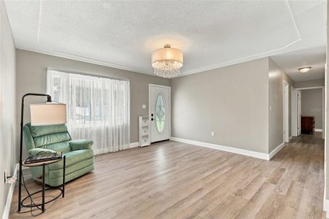 Villa ou maison à vendre à Seminole, Floride: 3 chambres, 121.79 m2 № 2413771 - photo 6
