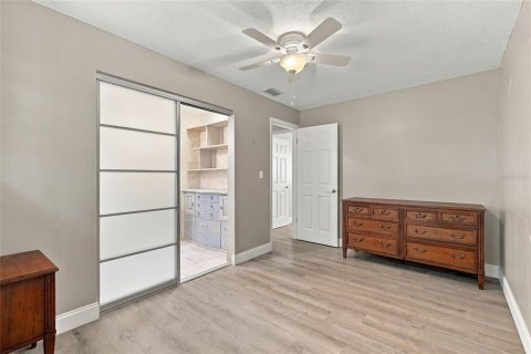 Villa ou maison à vendre à Seminole, Floride: 3 chambres, 121.79 m2 № 2413771 - photo 27