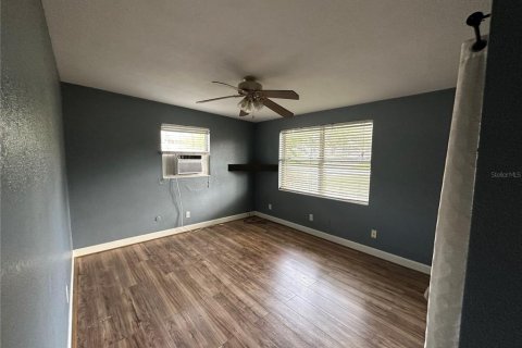 House in Auburndale, Florida 3 bedrooms, 89.19 sq.m. № 1847550 - photo 15