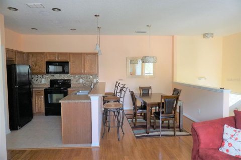 Condominio en alquiler en Kissimmee, Florida, 2 dormitorios, 94.3 m2 № 2108190 - foto 2
