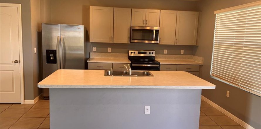 Touwnhouse à Kissimmee, Floride 3 chambres, 145.76 m2 № 1913651