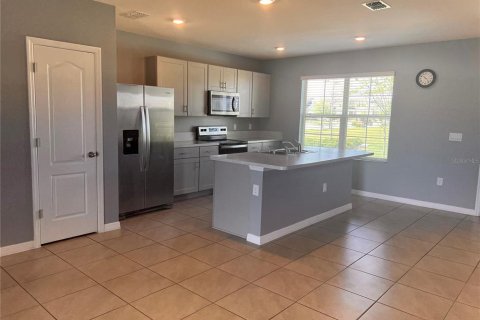 Touwnhouse à louer à Kissimmee, Floride: 3 chambres, 145.76 m2 № 1913651 - photo 6