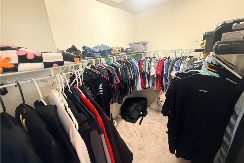 Купить виллу или дом в Хомстед, Флорида 3 спальни, 182.27м2, № 1983712 - фото 22