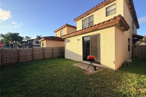 Купить виллу или дом в Хомстед, Флорида 3 спальни, 182.27м2, № 1983712 - фото 12