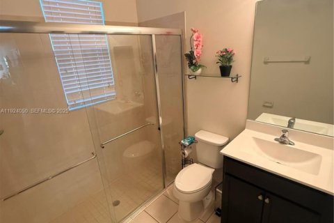 Купить виллу или дом в Хомстед, Флорида 3 спальни, 182.27м2, № 1983712 - фото 19