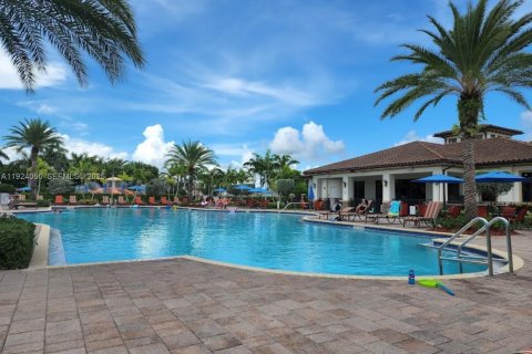 Купить виллу или дом в Хомстед, Флорида 3 спальни, 182.27м2, № 1983712 - фото 3