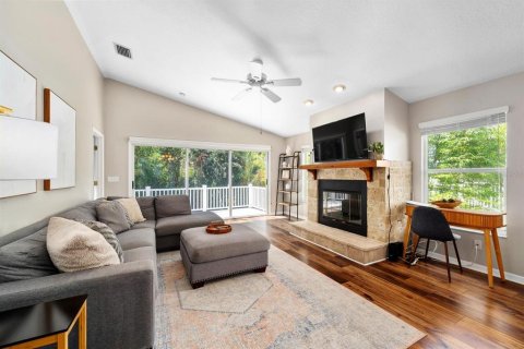House in Palm Harbor, Florida 5 bedrooms, 203.18 sq.m. № 1904118 - photo 4