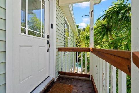 House in Palm Harbor, Florida 5 bedrooms, 203.18 sq.m. № 1904118 - photo 24