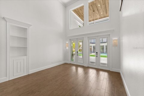 House in Ormond Beach, Florida 8 bedrooms, 1173.54 sq.m. № 1416758 - photo 9