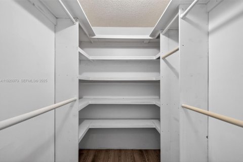 Купить кондоминиум в Авентура, Флорида 2 спальни, 157.28м2, № 2244288 - фото 8