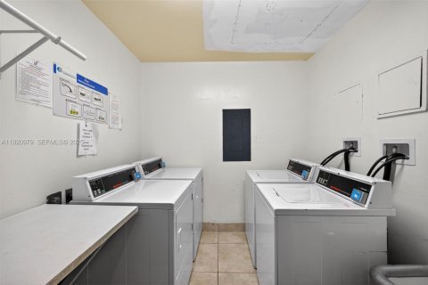 Купить кондоминиум в Авентура, Флорида 2 спальни, 157.28м2, № 2244288 - фото 18