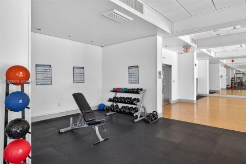 Купить кондоминиум в Авентура, Флорида 2 спальни, 157.28м2, № 2244288 - фото 22