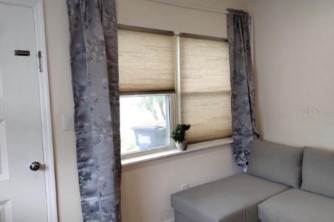 Commercial property in Clearwater, Florida 5 bedrooms, 269.6 sq.m. № 2205261 - photo 4