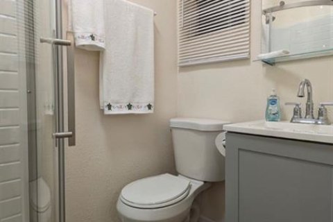Commercial property in Clearwater, Florida 5 bedrooms, 269.6 sq.m. № 2205261 - photo 10