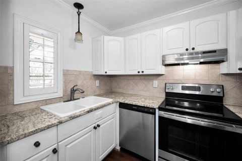 Condominio en venta en Seminole, Florida, 2 dormitorios, 81.75 m2 № 2091671 - foto 10