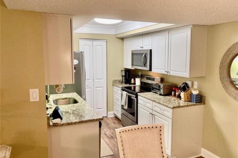 Copropriété à louer à Bradenton, Floride: 2 chambres, 109.44 m2 № 2419265 - photo 6