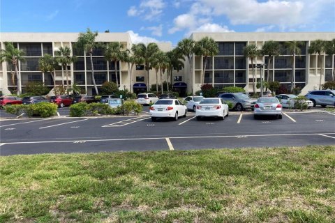 Condo à Bradenton, Floride, 2 chambres № 2419265