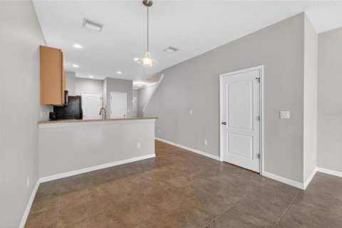 Adosado en venta en Tampa, Florida, 2 dormitorios, 147.9 m2 № 2202925 - foto 15