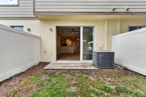 Adosado en venta en Tampa, Florida, 2 dormitorios, 147.9 m2 № 2202925 - foto 24