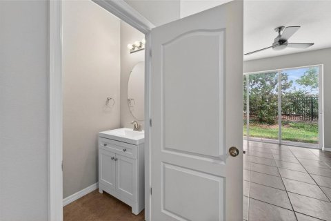 Adosado en venta en Tampa, Florida, 2 dormitorios, 147.9 m2 № 2202925 - foto 19