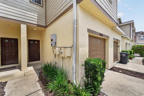 Adosado en venta en Tampa, Florida, 2 dormitorios, 147.9 m2 № 2202925 - foto 3