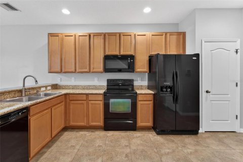 Adosado en venta en Tampa, Florida, 2 dormitorios, 147.9 m2 № 2202925 - foto 11