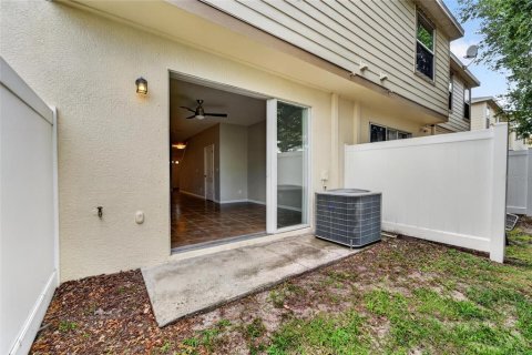 Adosado en venta en Tampa, Florida, 2 dormitorios, 147.9 m2 № 2202925 - foto 23