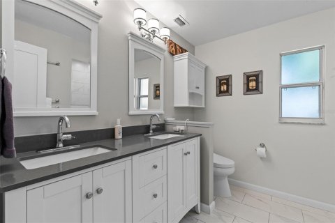 Casa en venta en Winter Garden, Florida, 3 dormitorios, 174.66 m2 № 1725176 - foto 24