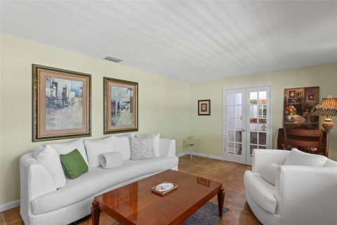 Casa en venta en Winter Garden, Florida, 3 dormitorios, 174.66 m2 № 1725176 - foto 8