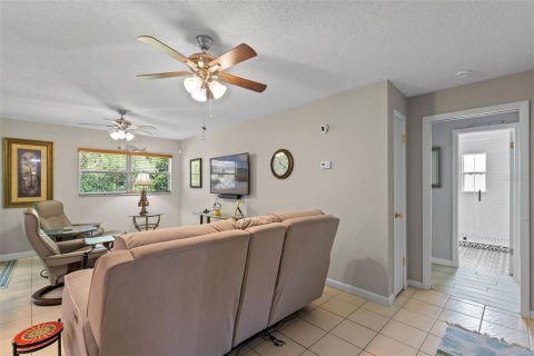 Casa en venta en Winter Garden, Florida, 3 dormitorios, 174.66 m2 № 1725176 - foto 10