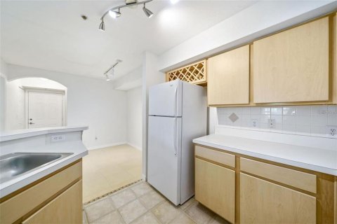 Copropriété à louer à Altamonte Springs, Floride: 2 chambres, 91.97 m2 № 2150193 - photo 3