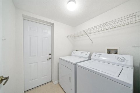 Copropriété à louer à Altamonte Springs, Floride: 2 chambres, 91.97 m2 № 2150193 - photo 19