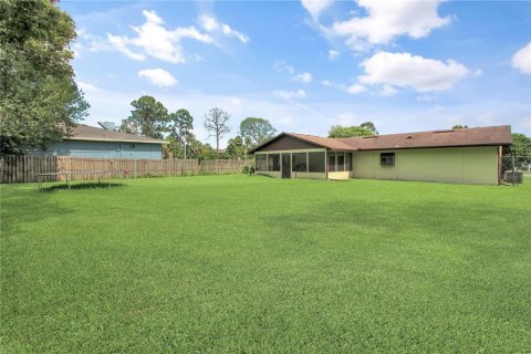 House in Sanford, Florida 2 bedrooms, 93.65 sq.m. № 1820472 - photo 24